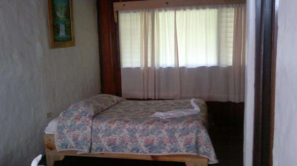 Hostel Villa Verde Monteverde Екстериор снимка