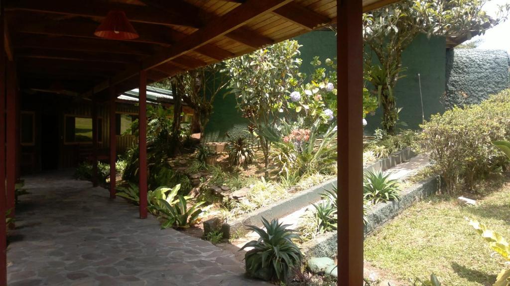 Hostel Villa Verde Monteverde Екстериор снимка