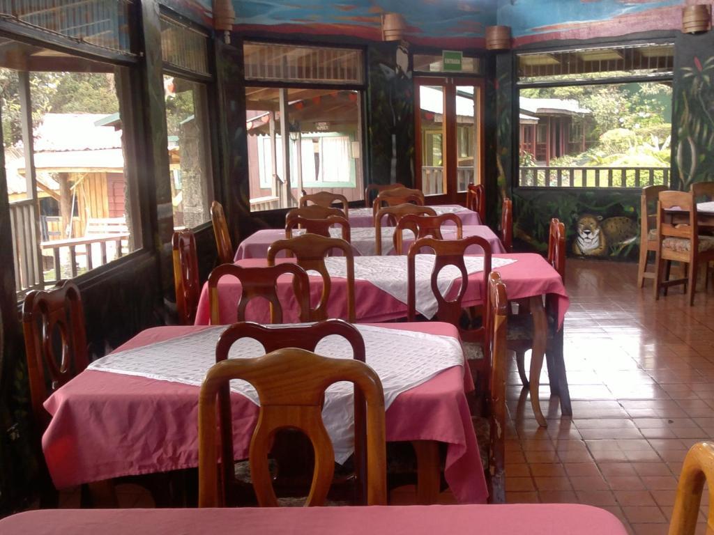 Hostel Villa Verde Monteverde Екстериор снимка