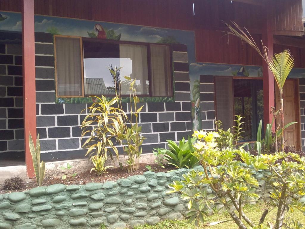 Hostel Villa Verde Monteverde Екстериор снимка