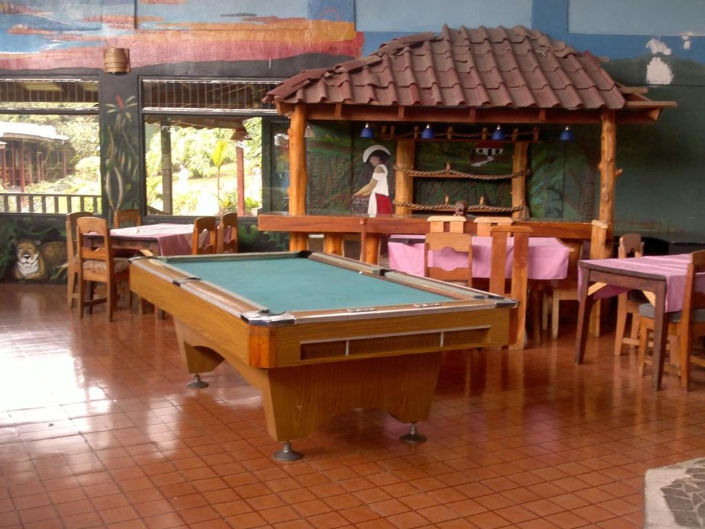 Hostel Villa Verde Monteverde Екстериор снимка