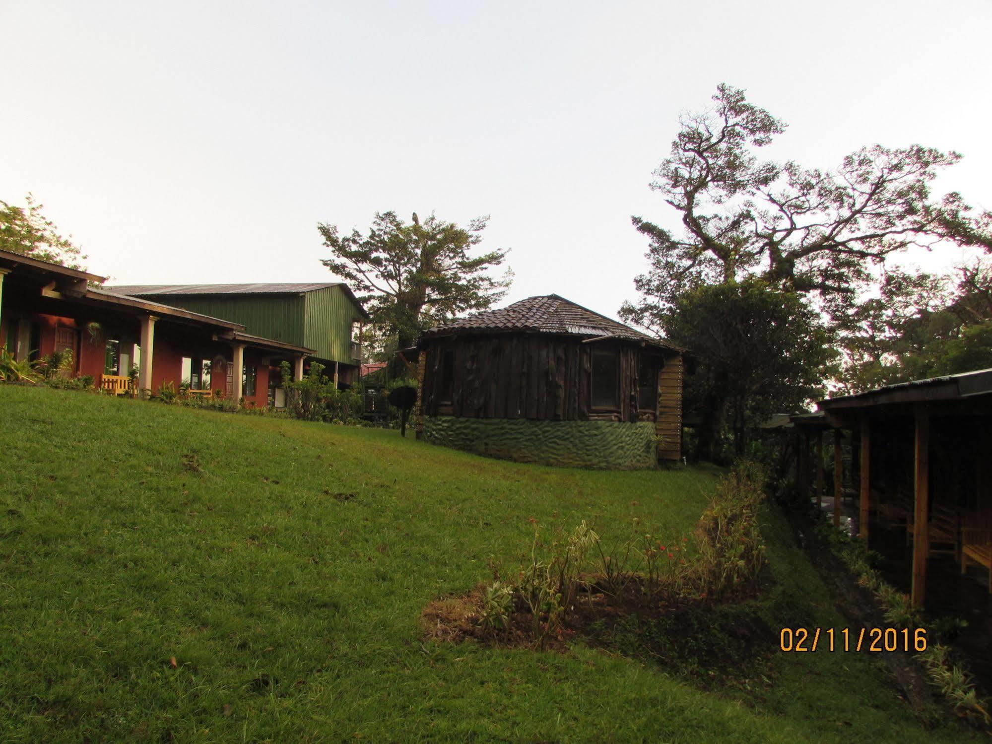 Hostel Villa Verde Monteverde Екстериор снимка